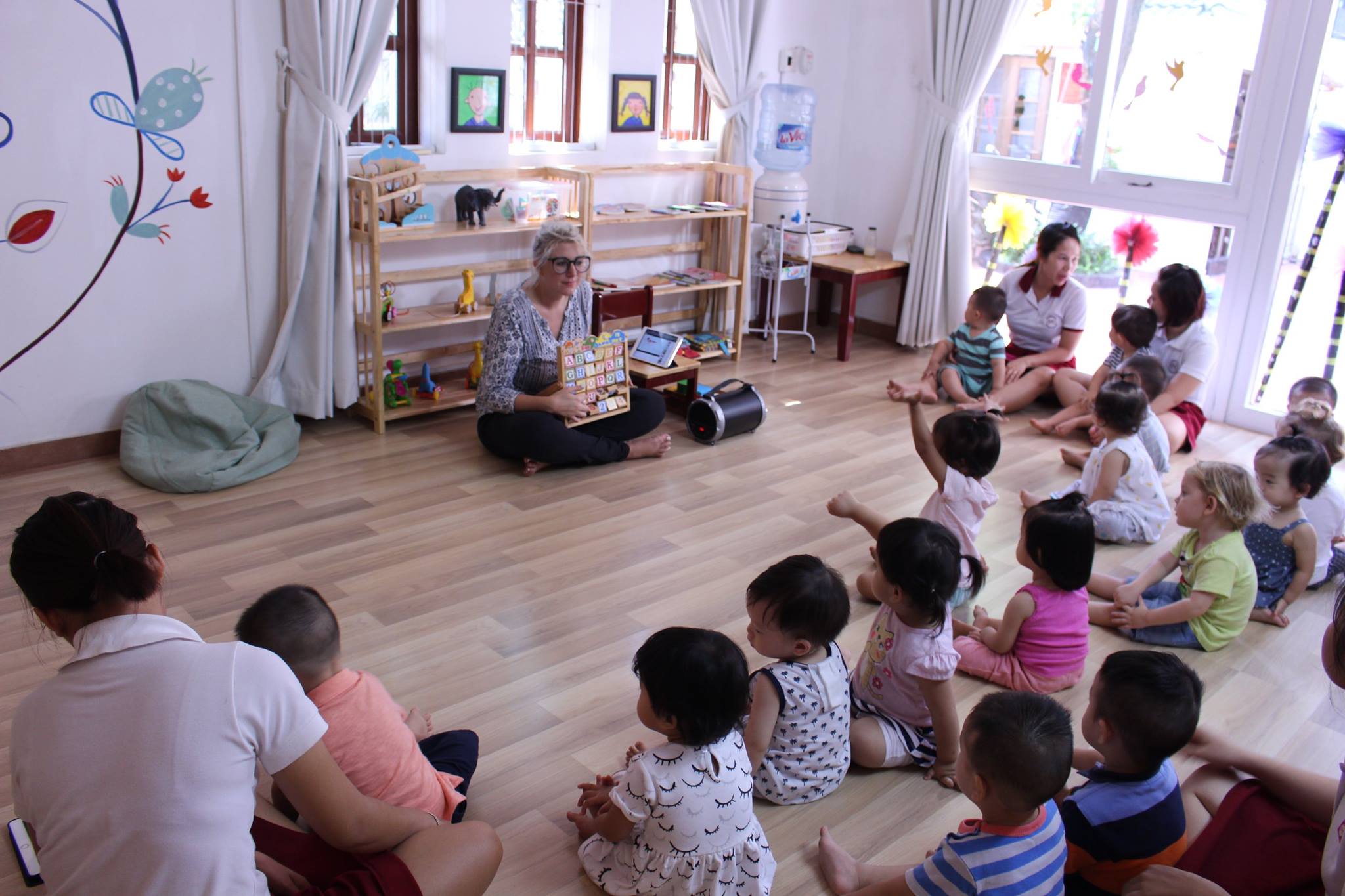 phương pháp giáo dục sớm Montessori 